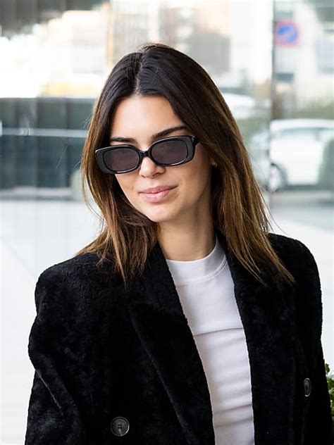 Kendall Jenner Glasses & Sunglasses .